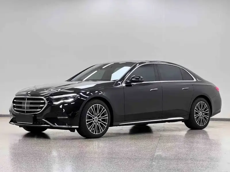 Mercedes-Benz E-Class, 2025 — фото 1