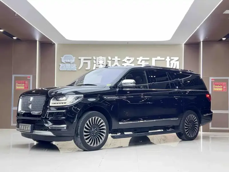 Lincoln Navigator, 2020 — фото 1