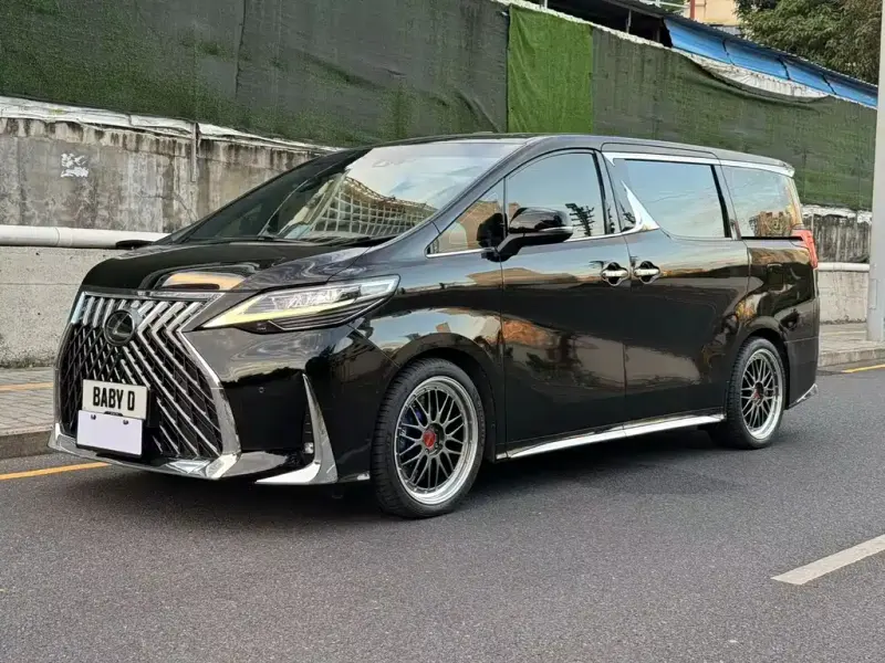 Lexus LM, 2021
