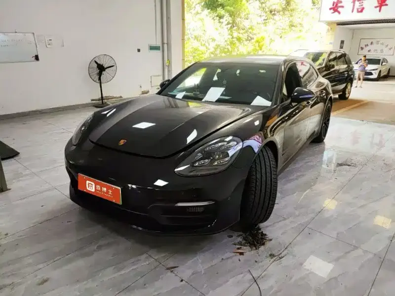 Porsche Panamera Hybrid, 2022