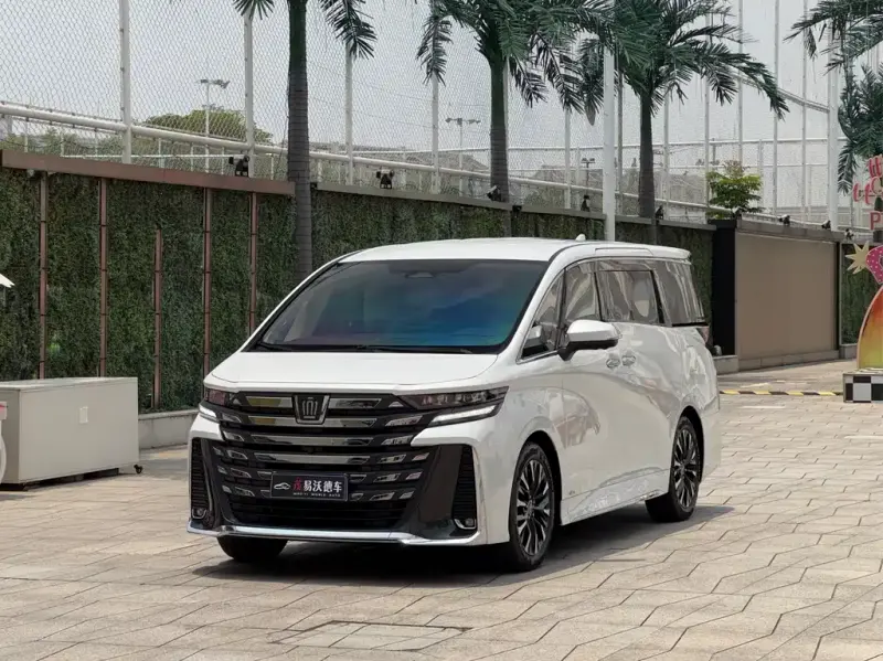 Toyota Vellfire, 2024
