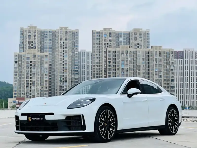 Porsche Panamera, 2025