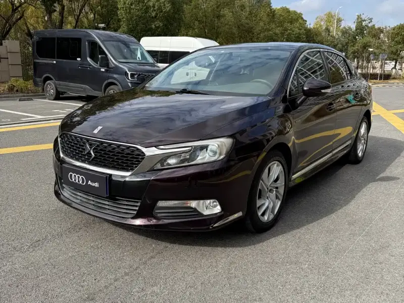 DS 5LS, 2015