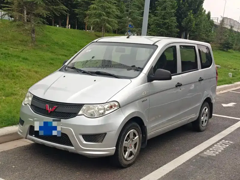 Wuling Hongguang, 2016