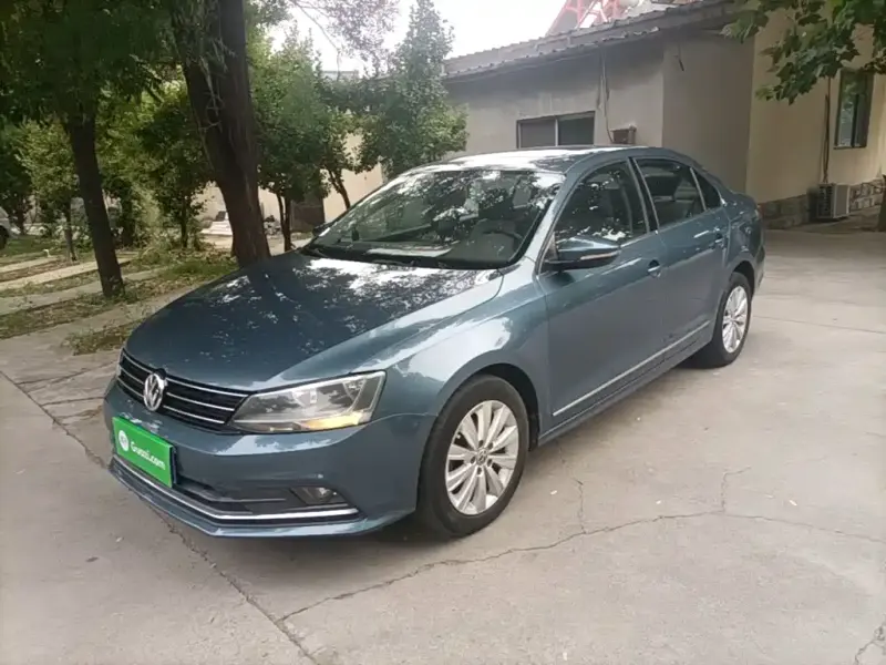 Volkswagen Sagitar, 2015