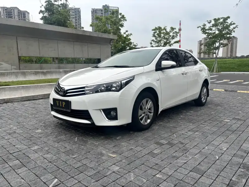 Toyota Corolla, 2015 — фото 1