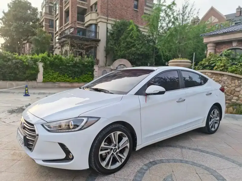 Hyundai Elantra, 2018