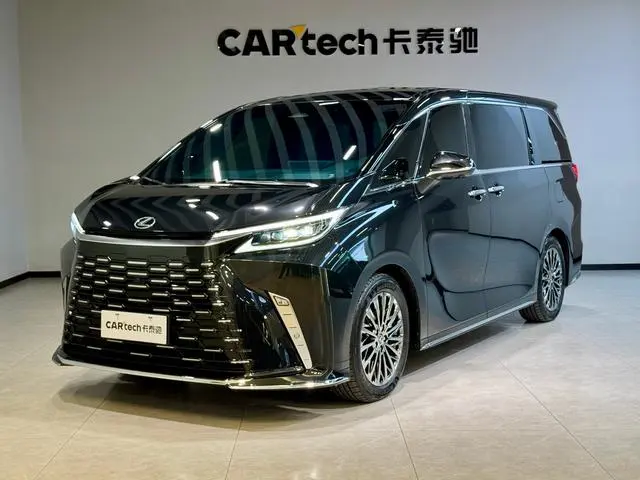 Lexus LM, 2023