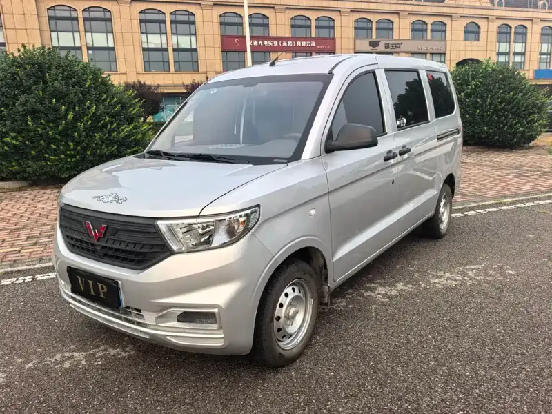 Wuling Hongguang V, 2025