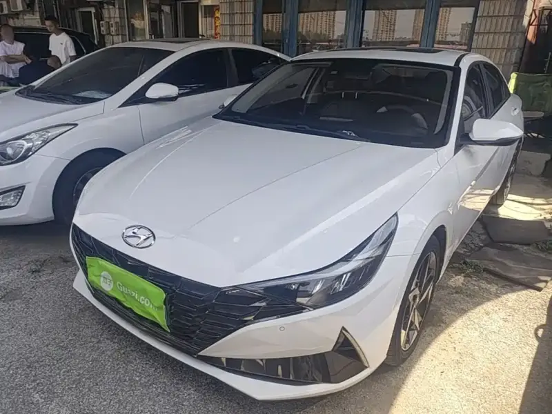 Hyundai Elantra, 2021