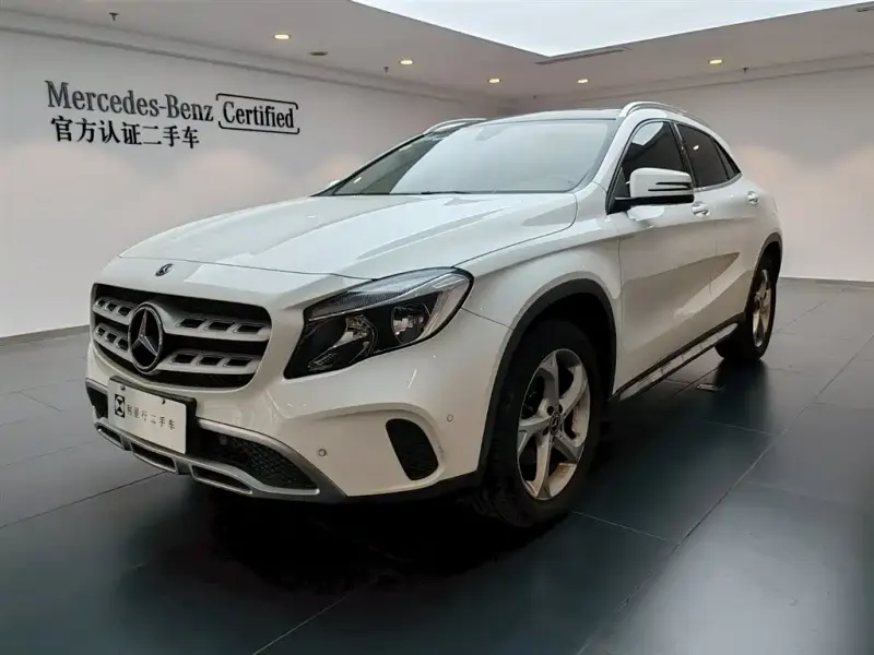 Mercedes-Benz GLA, 2018 — фото 1