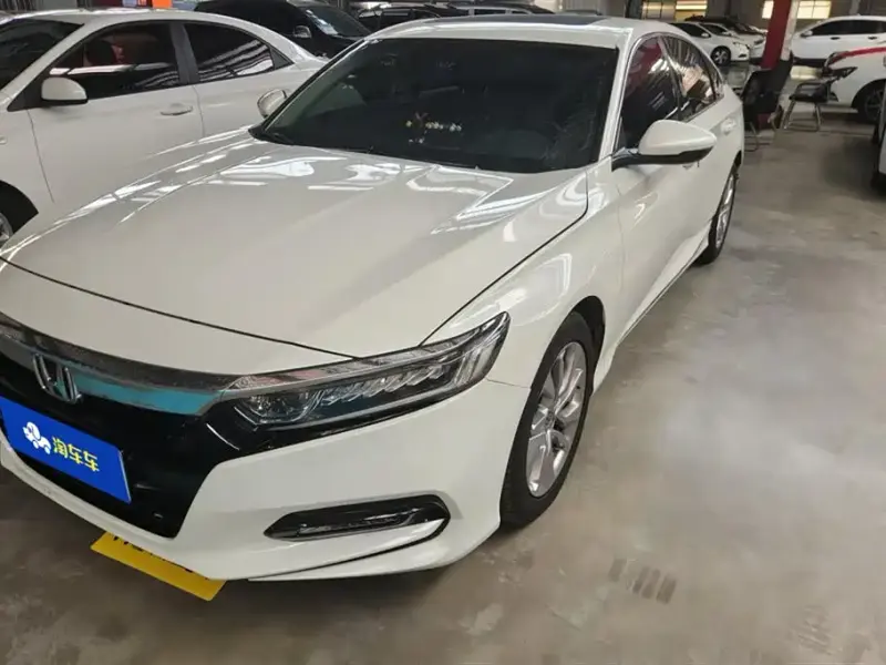 Honda Accord, 2018 — фото 1