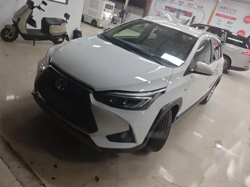 Toyota Yaris L, 2023