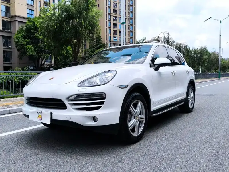 Porsche Cayenne, 2013