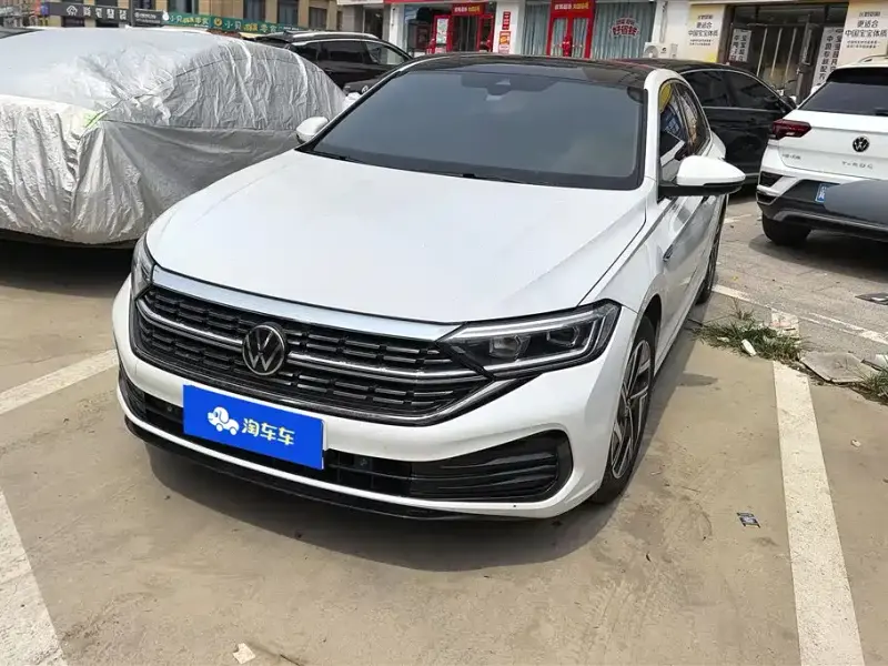 Volkswagen Sagitar, 2023