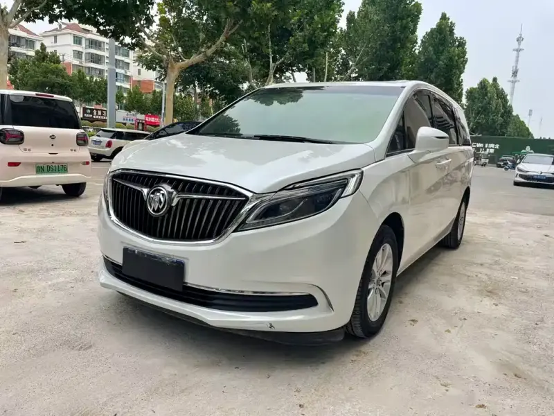 Buick GL8, 2017