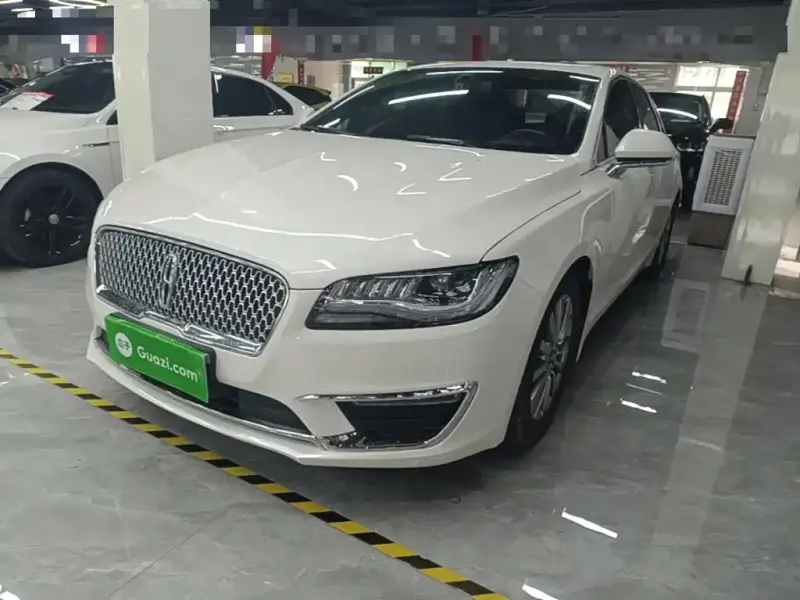 Lincoln MKZ, 2020
