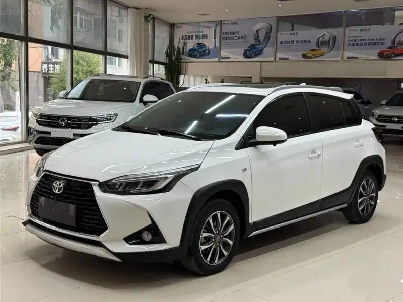 Toyota Yaris L, 2022