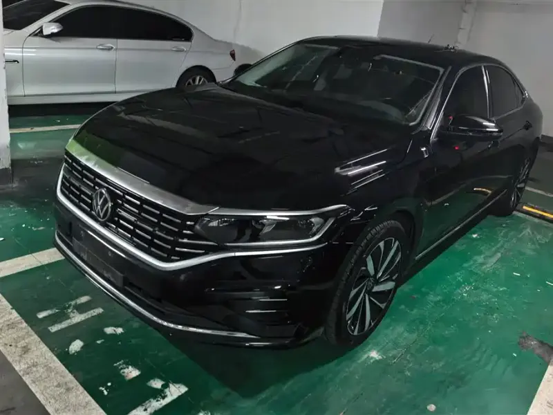 Volkswagen Passat, 2022