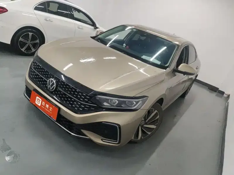 Volkswagen Passat, 2021