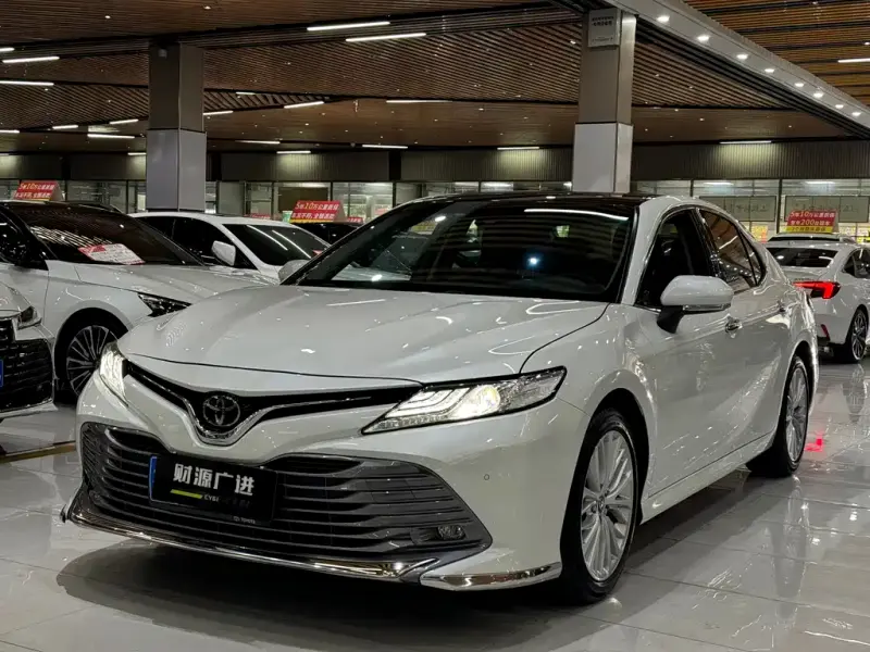 Toyota Camry, 2020