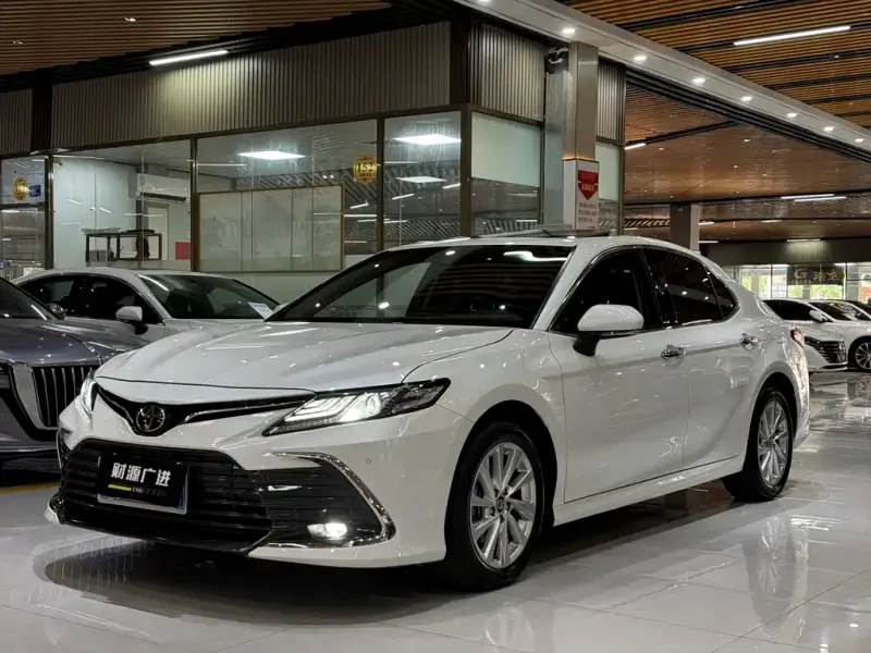 Toyota Camry, 2022