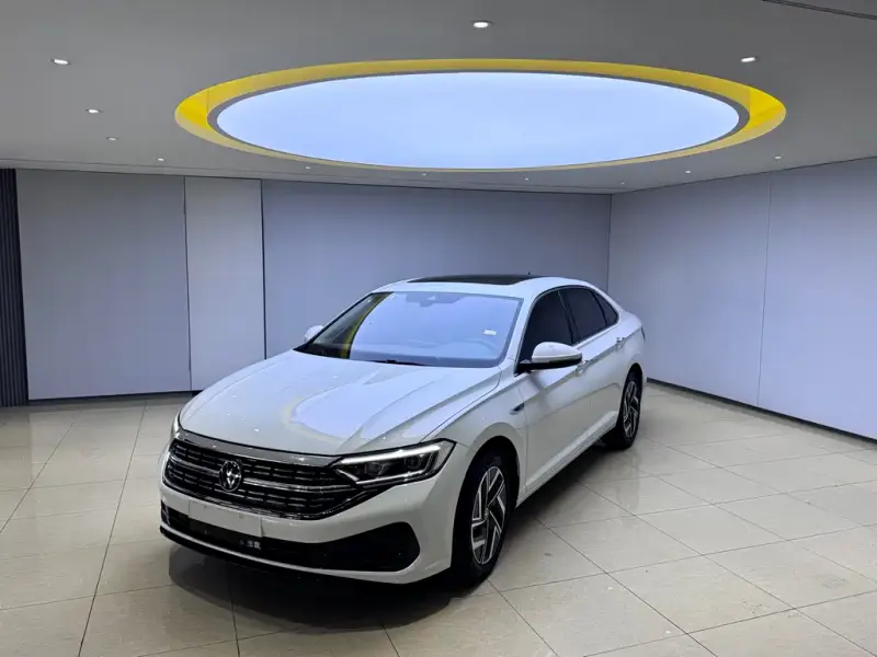 Volkswagen Sagitar, 2022