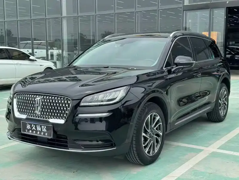 Lincoln Corsair, 2022