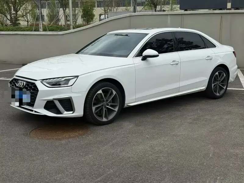 Audi A4L, 2021 — фото 1