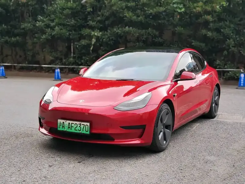 Tesla Model 3, 2021