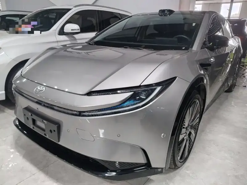 Toyota bZ5, 2025