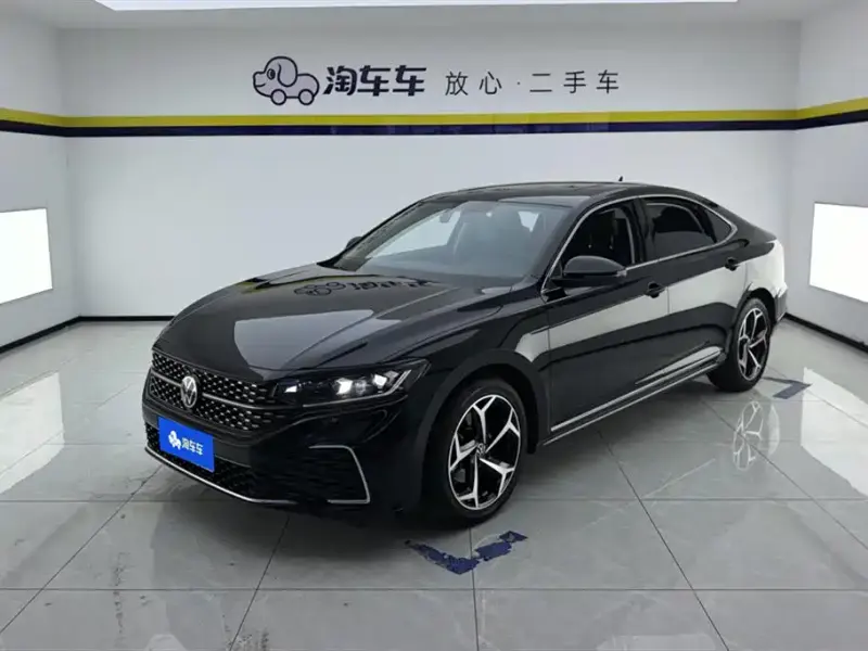 Volkswagen Passat, 2023