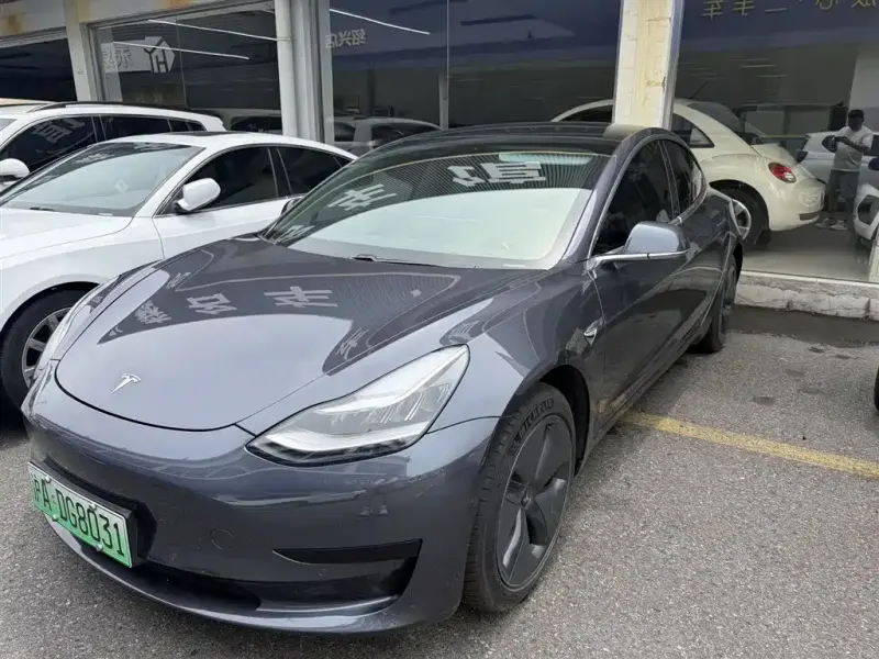 Tesla Model 3, 2020
