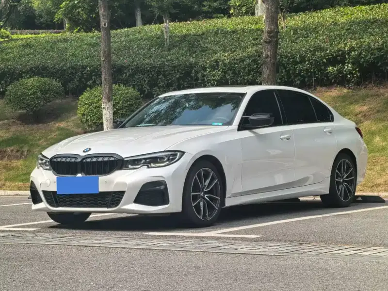 BMW 3 Series, 2021