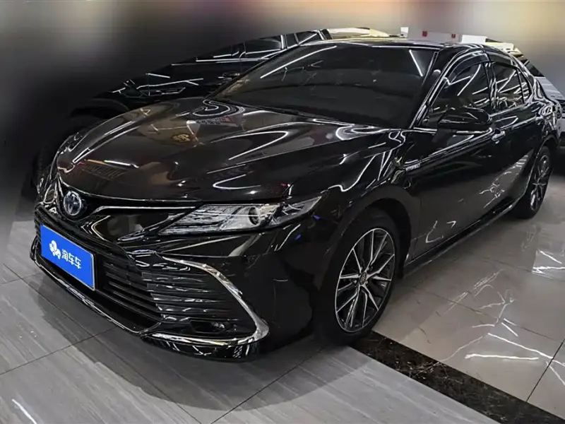 Toyota Camry, 2023