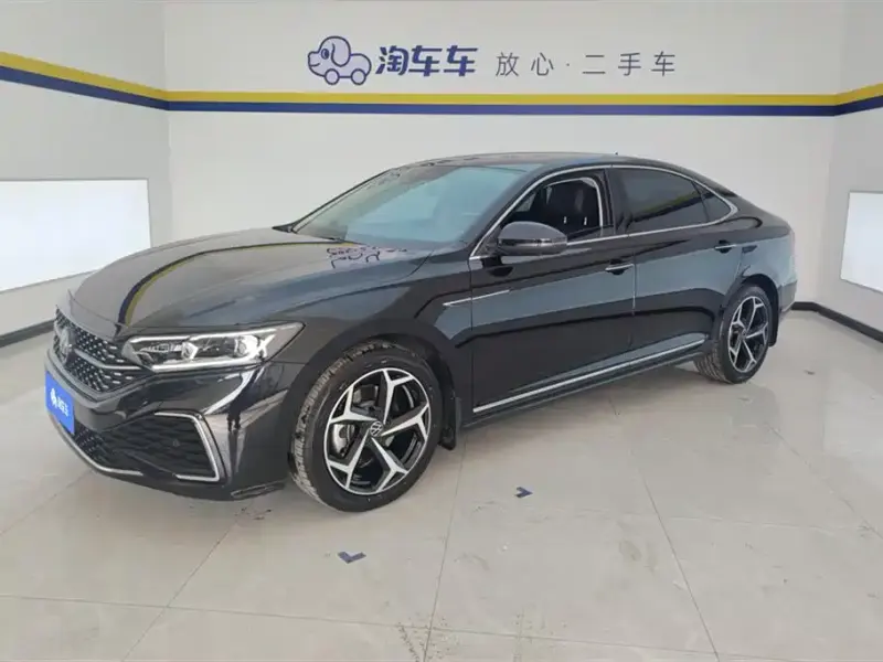 Volkswagen Passat, 2024