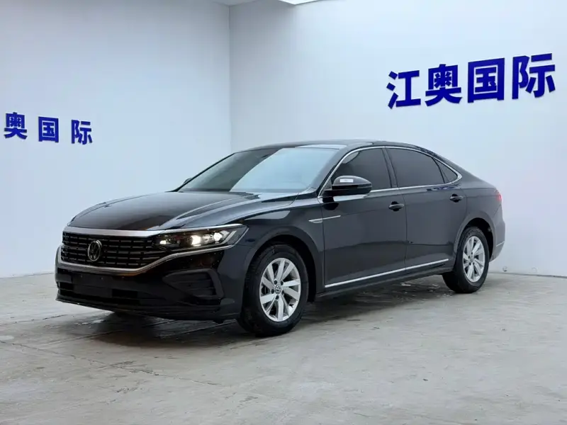 Volkswagen Passat, 2023