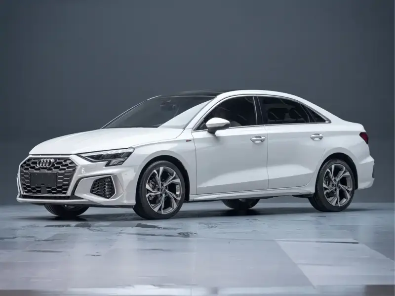 Audi A3, 2023 — фото 1