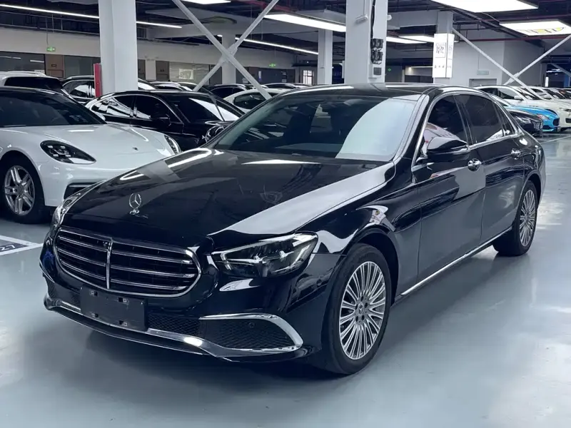 Mercedes-Benz E-Class, 2022 — фото 1