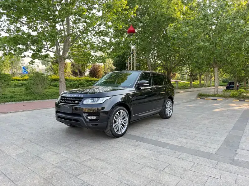 Land Rover Sport, 2015