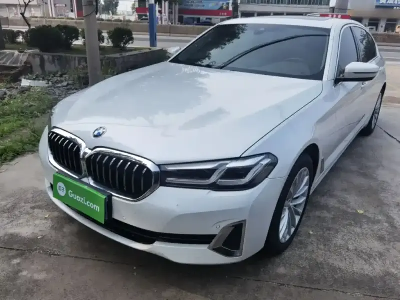 BMW 5 Series, 2022