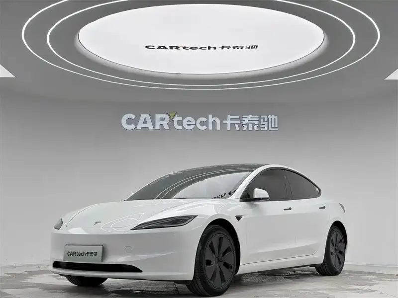 Tesla Model 3, 2024