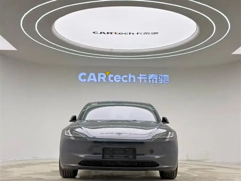 Tesla Model 3, 2024