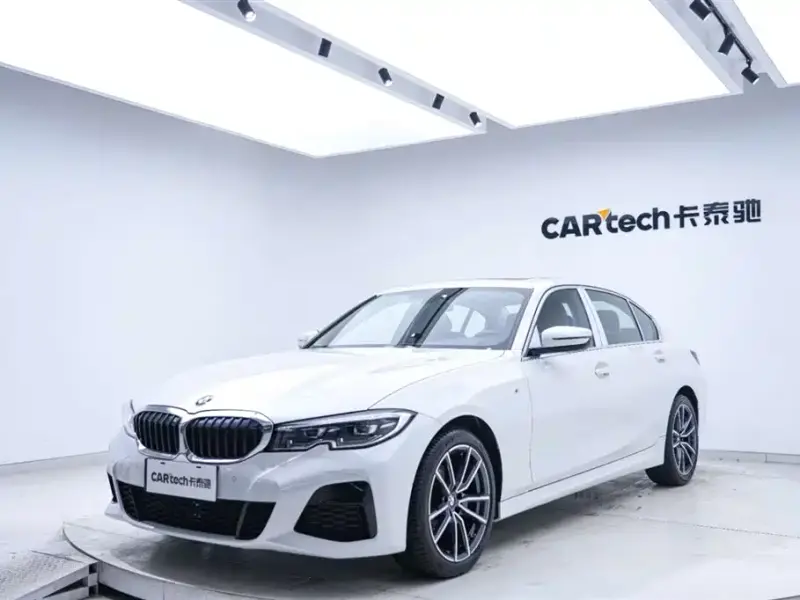 BMW 3 Series, 2021