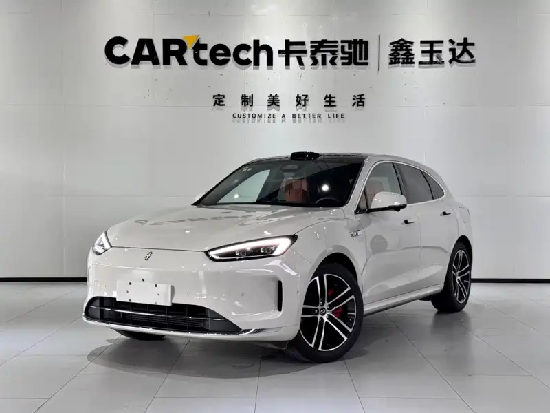 AITO M5, 2025