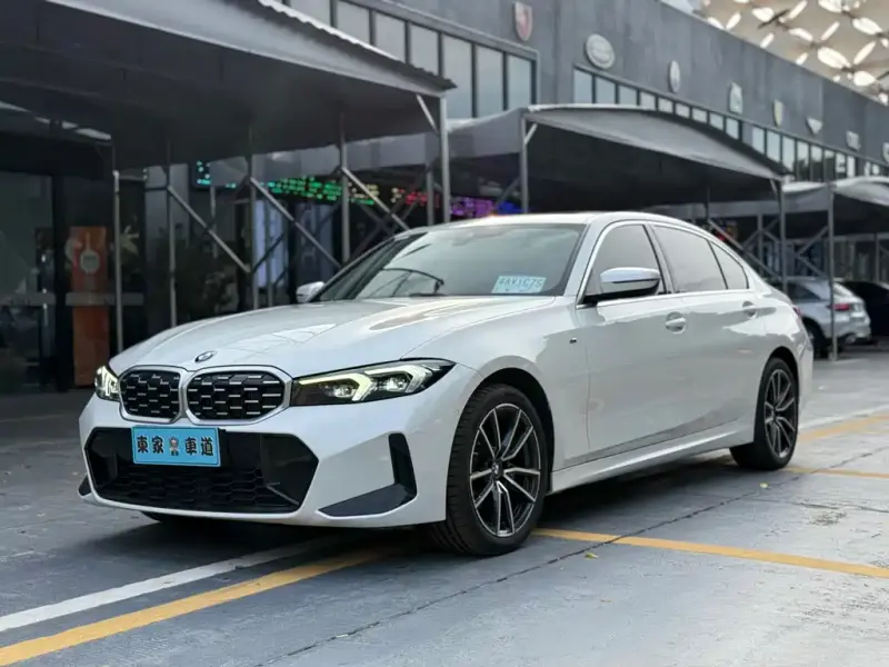 BMW 3 Series, 2023