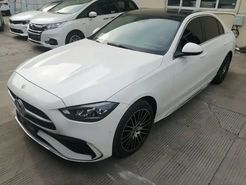 Mercedes-Benz C-Class, 2024