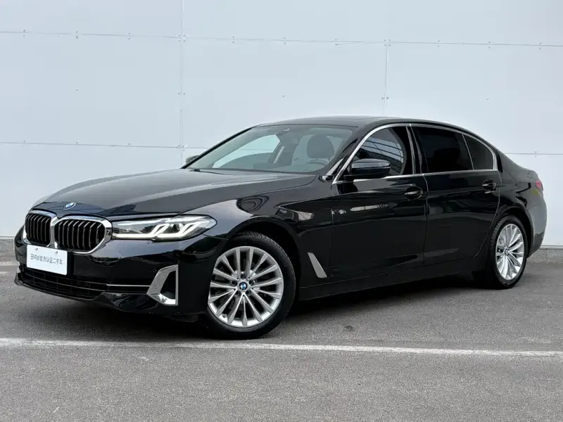 BMW 5 Series, 2022