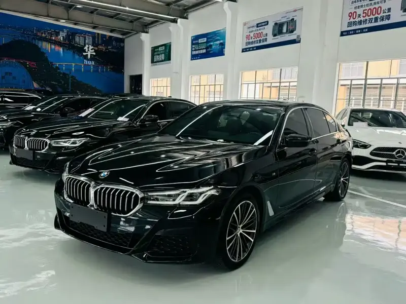 BMW 5 Series, 2022