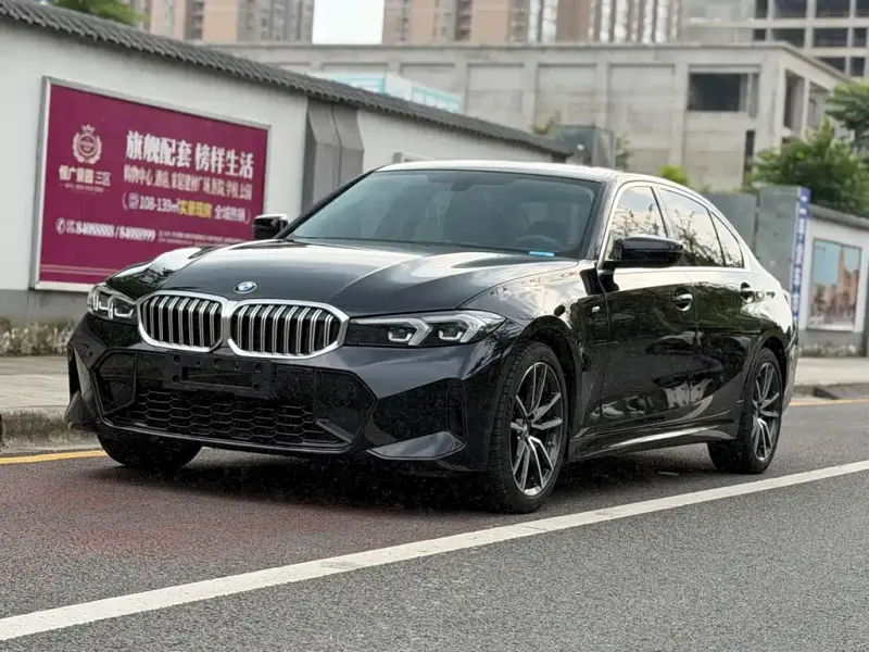 BMW 3 Series, 2023